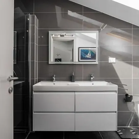 Casa Panos By Briskva