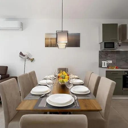 Casa Panos By Briskva * Funtana