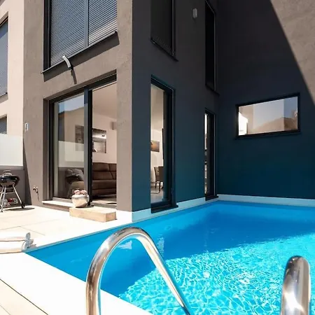 Casa Panos By Briskva